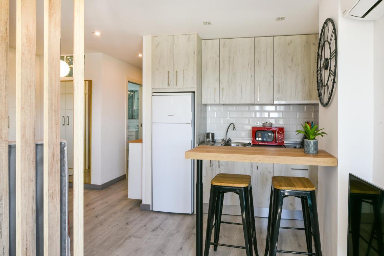 Apartamento A Un Paso Del Mar Malaga Bagian luar foto