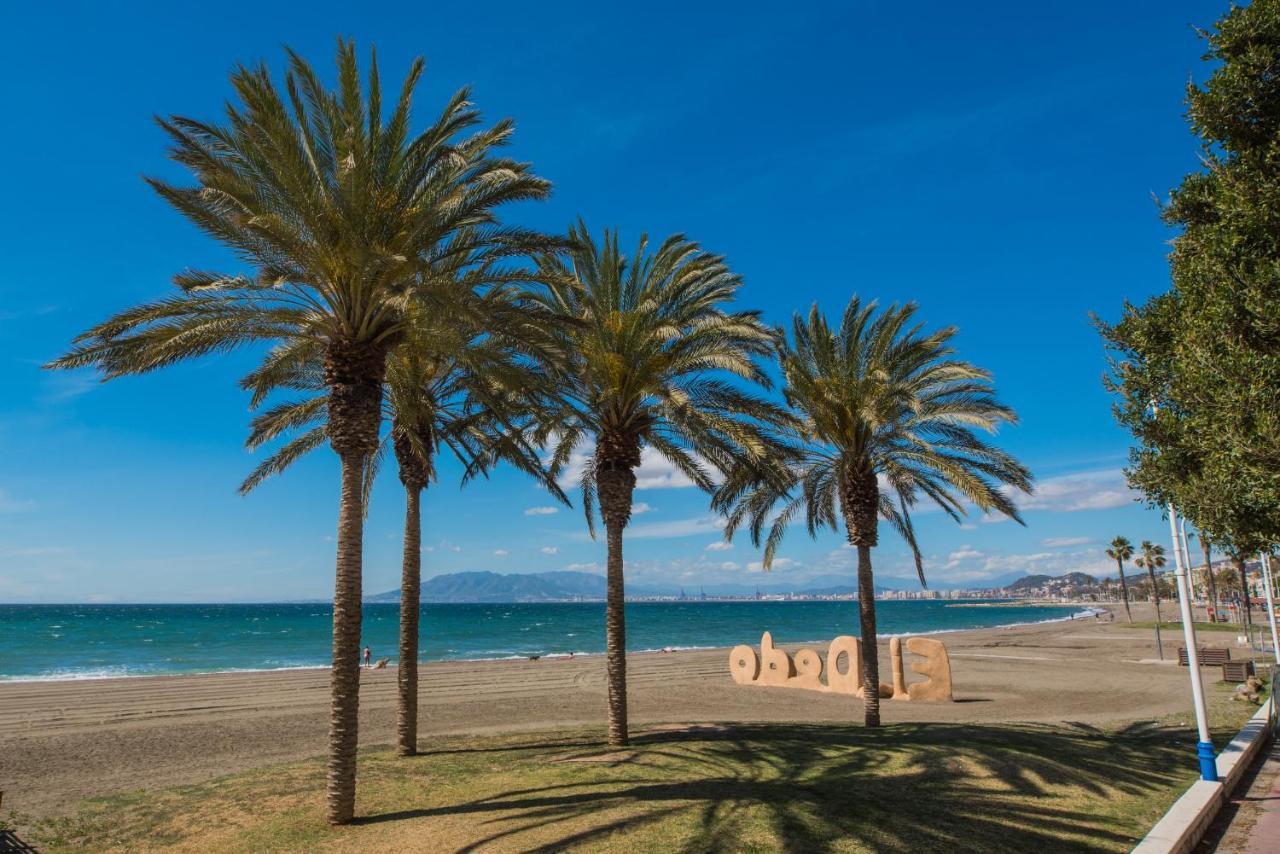 Apartamento A Un Paso Del Mar Malaga Bagian luar foto