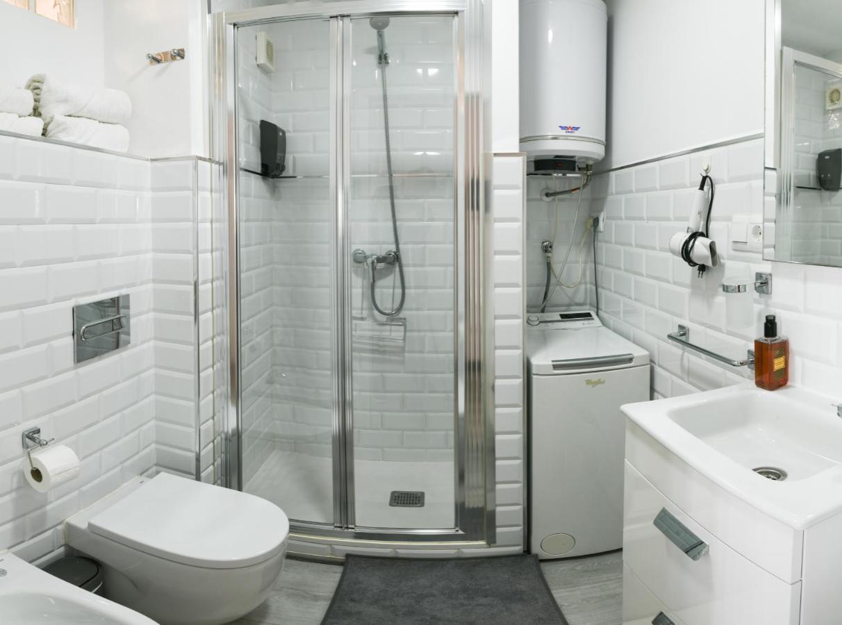 Apartamento A Un Paso Del Mar Malaga Bagian luar foto